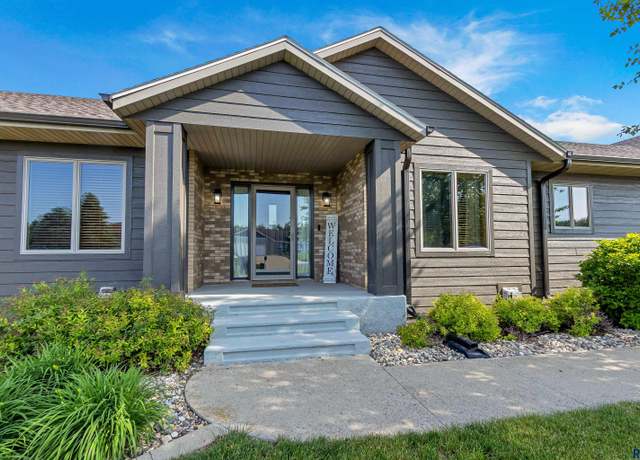 Property at 47862 Atterbury Ct, Harrisburg, SD 57032, 6 beds, 3.5 baths
