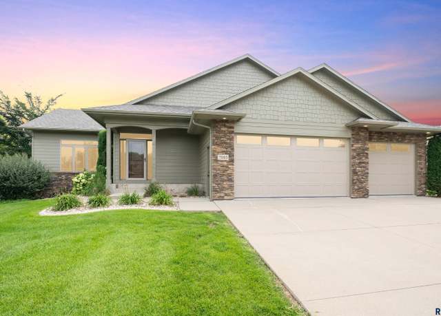 Property at 7005 E Archstone St, Sioux Falls, SD 57110, 3 beds, 3.5 baths