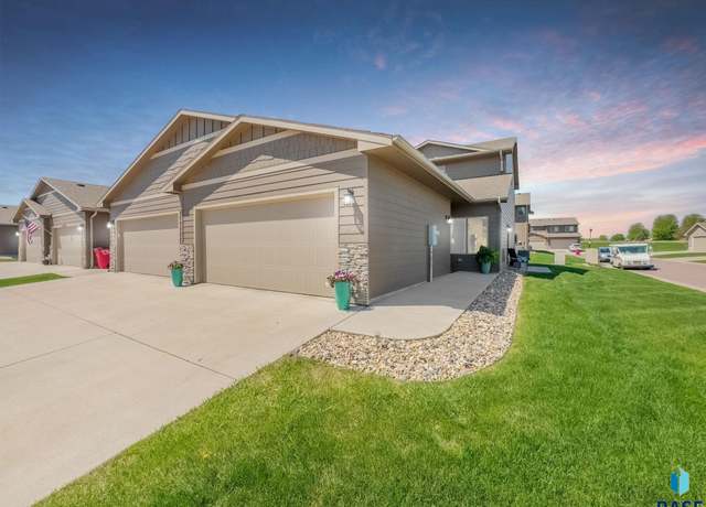 Property at 5701 S Bounty Pl, Sioux Falls, SD 57108, 3 beds, 2.5 baths