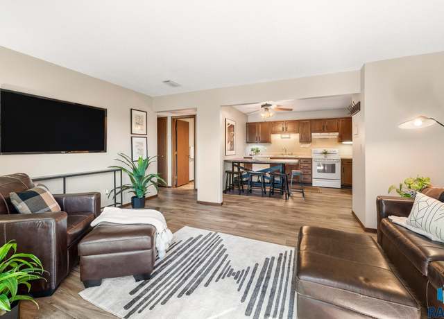 Property at 3708 S Terry Ave #303, Sioux Falls, SD 57106, 2 beds, 1 bath
