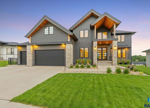 Property at 7332 E Twin Pines Ct, Sioux Falls, SD 57110, 5 beds, 4.5 baths