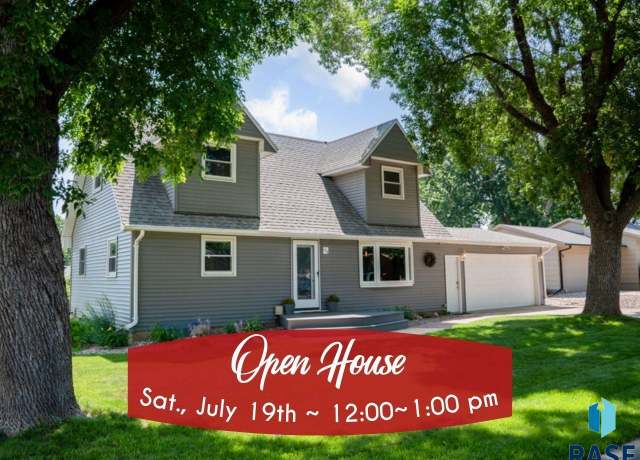 Property at 120 S Needles Dr, Brandon, SD 57005, 3 beds, 2.5 baths