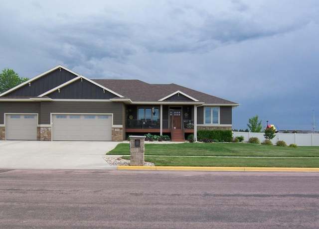 Property at 303 W Maple St, Harrisburg, SD 57032, 4 beds, 4 baths