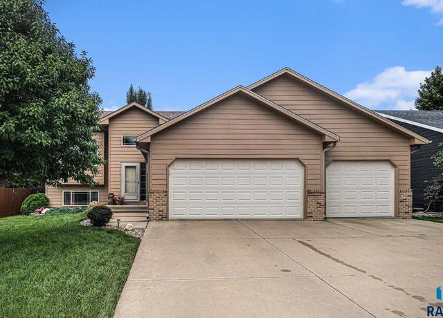 Property at 607 Falcon Ave, Harrisburg, SD 57032, 4 beds, 2 baths