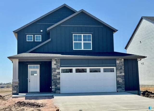Property at 6413 W Valentine St, Sioux Falls, SD 57107, 4 beds, 2.5 baths