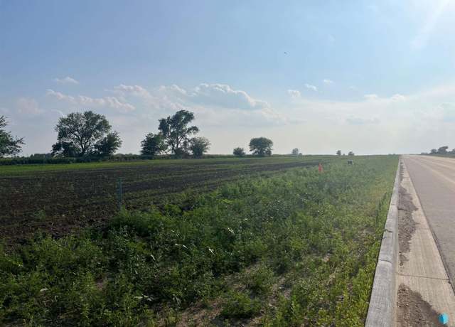 Property at W 5th St, Freeman, SD 57029
