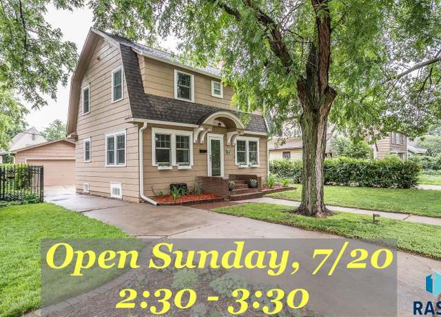 Property at 1618 S Phillips Ave, Sioux Falls, SD 57105, 4 beds, 2 baths
