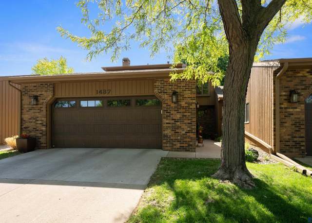 Property at 1437 S Westward Ho Pl, Sioux Falls, SD 57106, 3 beds, 2.5 baths