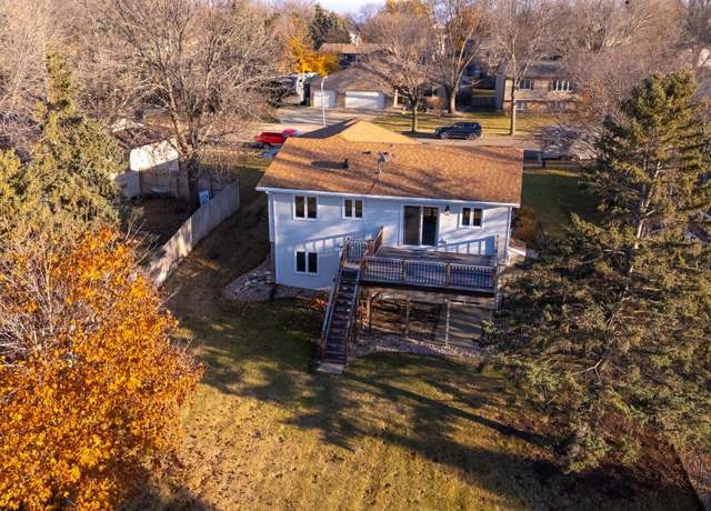 Property at 6214 W Coughran Ct, Sioux Falls, SD 57106, 4 beds, 3 baths