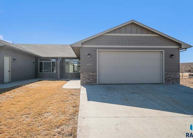 Property at 8907 W Annabelle St, Sioux Falls, SD 57106, 3 beds, 2 baths