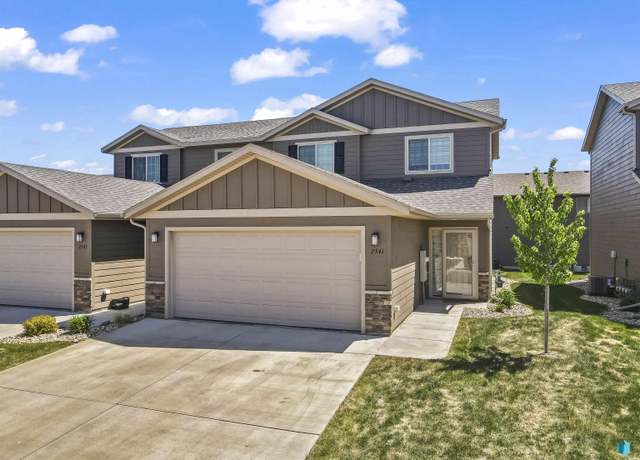 Property at 2541 E Meadowside Pl, Sioux Falls, SD 57108, 2 beds, 1.5 baths