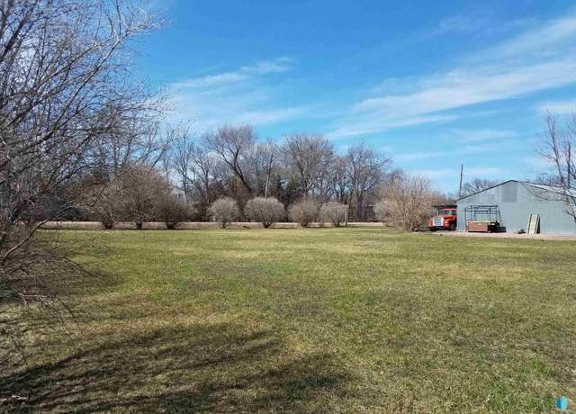 Property at 302 E 1st St, Dell Rapids, SD 57022