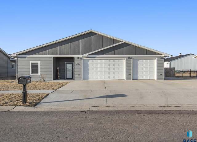 Property at 610 Discovery St, Colman, SD 57017, 3 beds, 2.5 baths