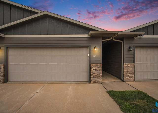 Property at 9402 W Broek Dr, Sioux Falls, SD 57106, 3 beds, 2.5 baths