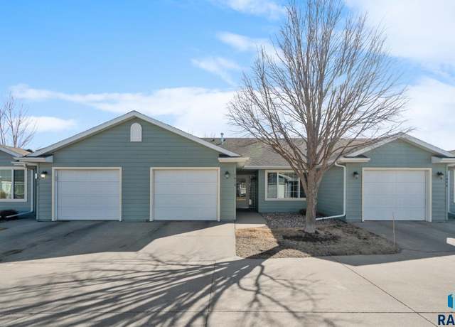 Property at 1010 N Crape Pl, Sioux Falls, SD 57107, 2 beds, 1 bath