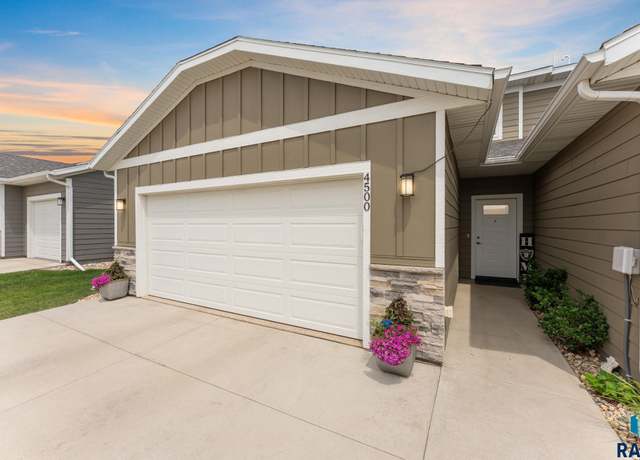 Property at 4500 E Whisper Ridge Pl, Sioux Falls, SD 57108, 3 beds, 2 baths