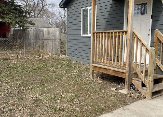 Property at 1404 E Russell St, Sioux Falls, SD 57103, 3 beds, 2 baths