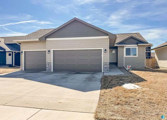 Property at 9017 W 24th St, Sioux Falls, SD 57106, 4 beds, 3 baths