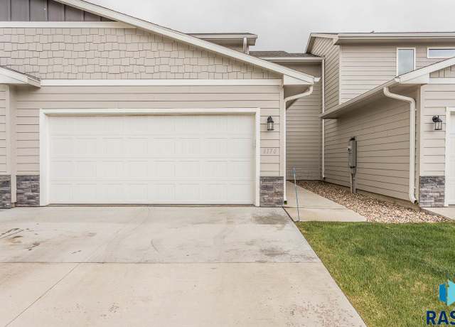 Property at 6176 S Alki Pl, Sioux Falls, SD 57108, 3 beds, 2.5 baths