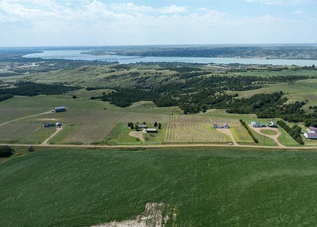 Property at 24565 345th Ave, Chamberlain, SD 57325, 3 beds, 2 baths