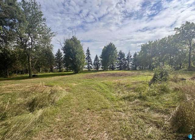 Property at 47166 245th St, Dell Rapids, SD 57022
