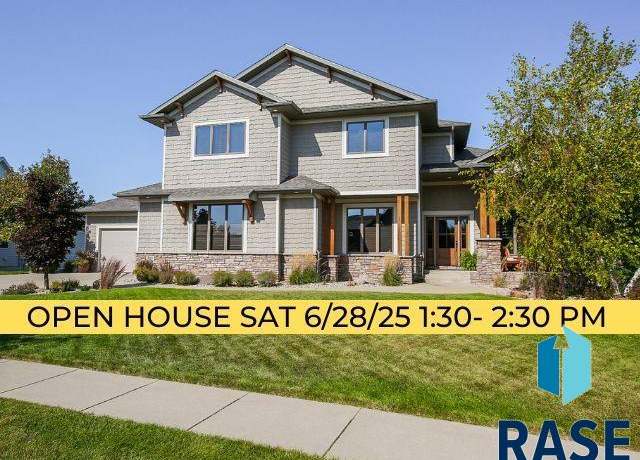 Property at 400 E Piping Rock Ln, Sioux Falls, SD 57108, 5 beds, 3.5 baths