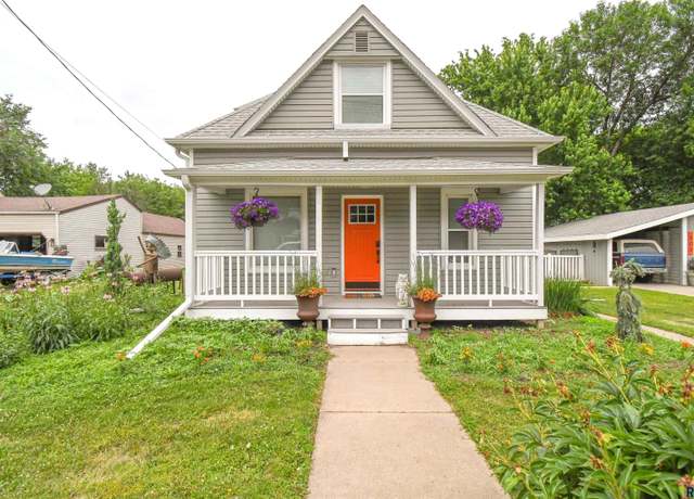 Property at 506 E Willow St, Harrisburg, SD 57032-2019, 4 beds, 1 bath