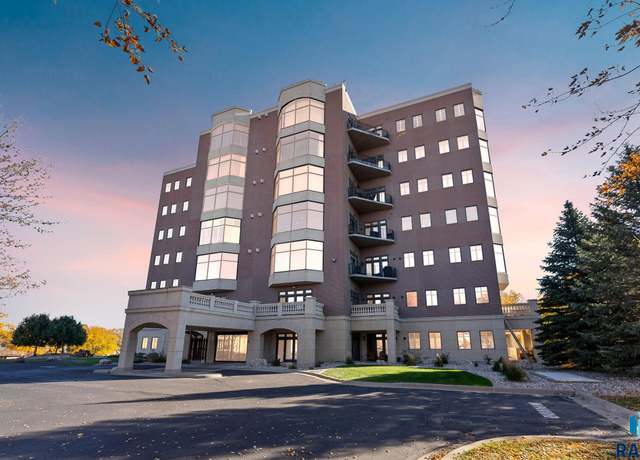 Property at 2908 W 37th Cir #504, Sioux Falls, SD 57105, 2 beds, 2 baths
