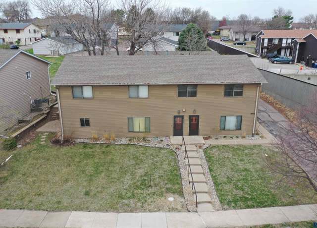 Property at 4809 S Tennis Ln, Sioux Falls, SD 57106, 8 beds, 4 baths