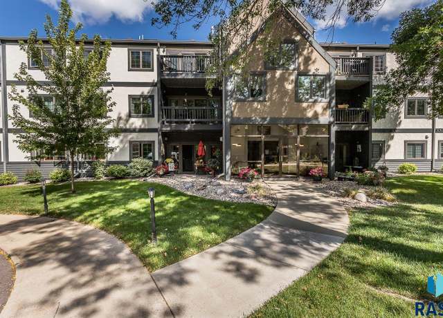 Property at 4224 S Minnesota Ave #301, Sioux Falls, SD 57105, 2 beds, 2 baths