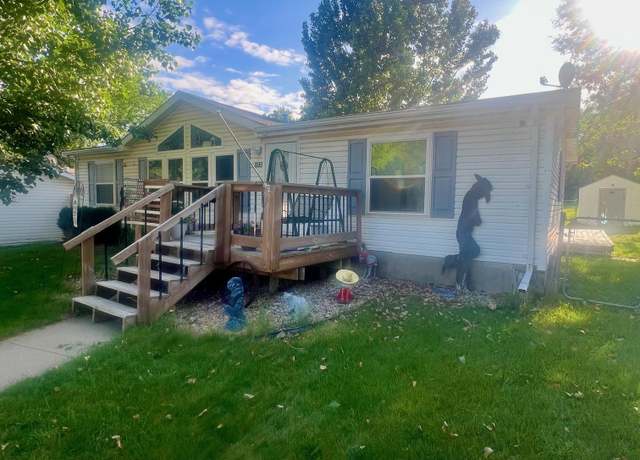 Property at 103 N Cheers Pl, Sioux Falls, SD 57107-1064, 3 beds, 2 baths