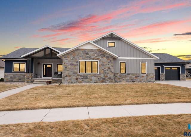Property at 709 E Piping Rock Ln, Sioux Falls, SD 57108, 5 beds, 3.5 baths