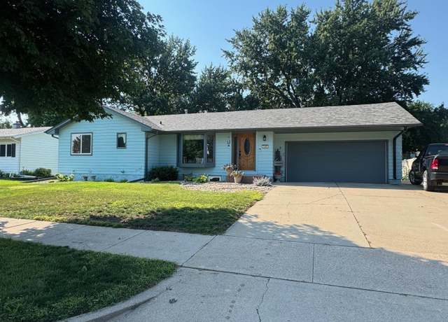 Property at 5205 W Thurman Dr, Sioux Falls, SD 57106, 4 beds, 2 baths