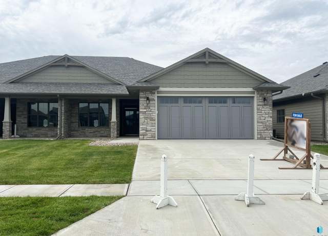 Property at 7013 E Copper Stone Cir, Sioux Falls, SD 57110, 2 beds, 2 baths
