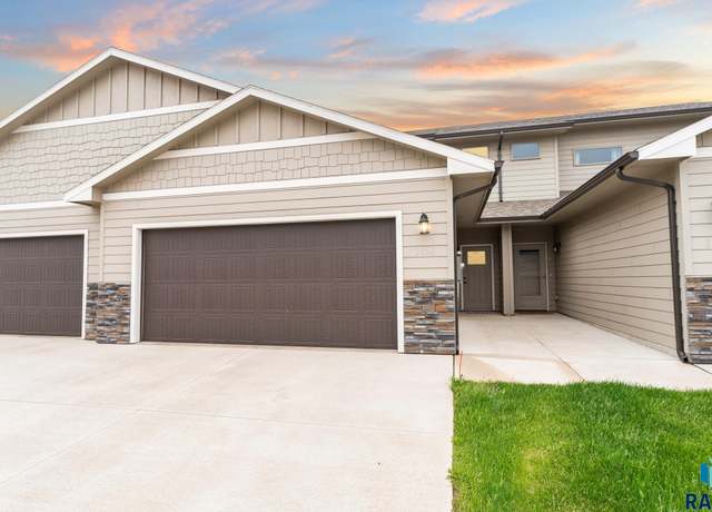 Property at 3626 E Siasconset Pl, Sioux Falls, SD 57108, 3 beds, 2.5 baths