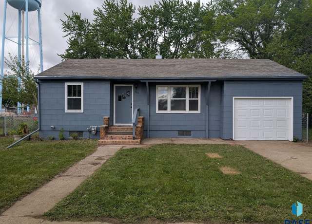 Property at 209 S Poplar St, Worthing, SD 57077, 2 beds, 1 bath