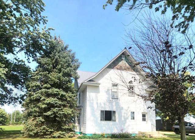 Property at 511 E Park Ave, Viborg, SD 57070, 4 beds, 2 baths