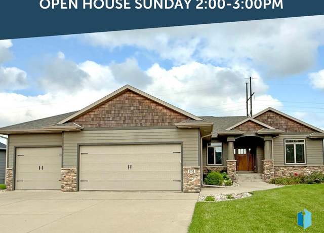 Property at 801 S Torrey Pine Ln, Sioux Falls, SD 57110, 5 beds, 3 baths