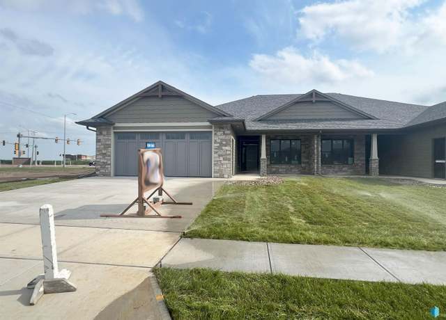 Property at 7109 E Copper Stone Cir, Sioux Falls, SD 57110, 2 beds, 2 baths