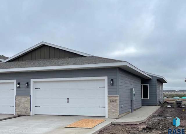 Property at 3408 S Heather Ave, Sioux Falls, SD 57106, 2 beds, 2 baths