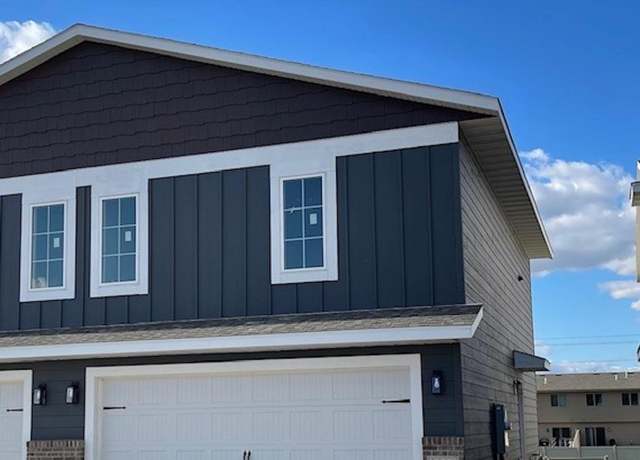 Property at 9628 W Tunis Dr, Sioux Falls, SD 57106, 2 beds, 2 baths
