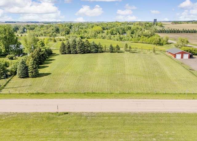 Property at 924 Dows St, Garretson, SD 57030