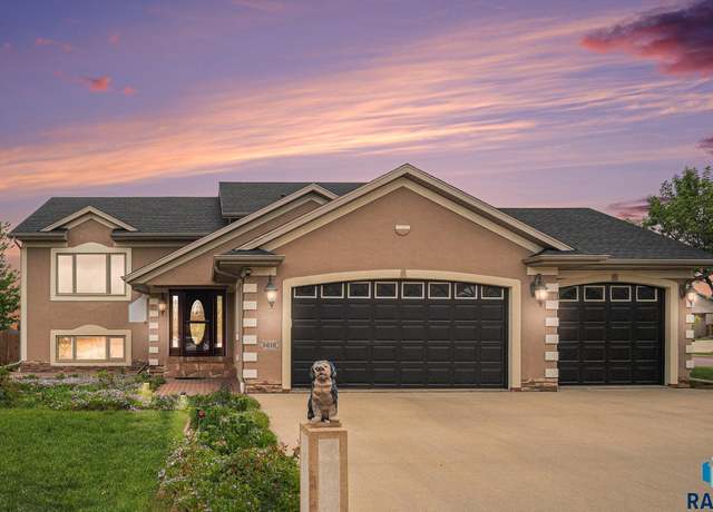 Property at 5616 S Kerry Ave, Sioux Falls, SD 57106, 4 beds, 3 baths