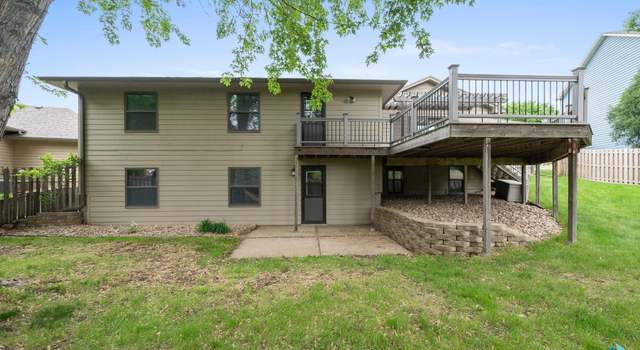 Photo of 909 E 64th St, Sioux Falls, SD 57108