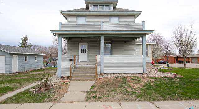 Photo of 504 N Cedar St, Luverne, MN 56156