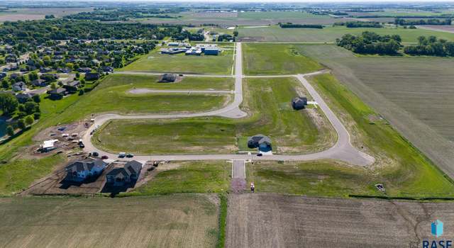 Photo of 32 Willow Trl, Crooks, SD 57020