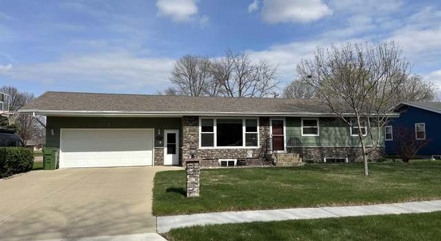 Photo of 800 S Relanto St, Freeman, SD 57029