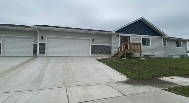 Photo of 2605 N Bent Grass Ct, Sioux Falls, SD 57107