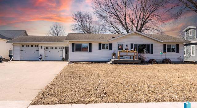 Photo of 103 Clinton St, Lester, IA 51242