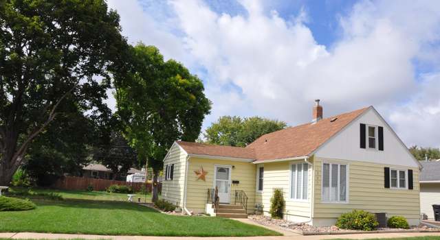Photo of 1209 N Holly Ave, Sioux Falls, SD 57104